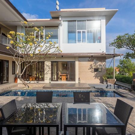 Villa Mayasari 6 Bed Rooms Νούσα Ντούα Εξωτερικό φωτογραφία