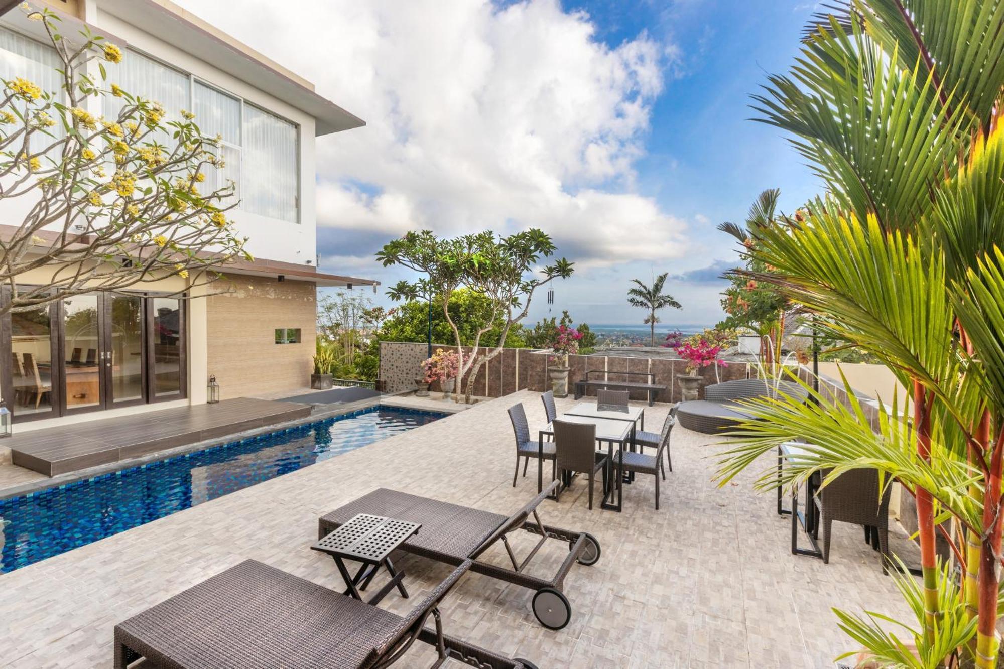 Villa Mayasari 6 Bed Rooms Νούσα Ντούα Εξωτερικό φωτογραφία
